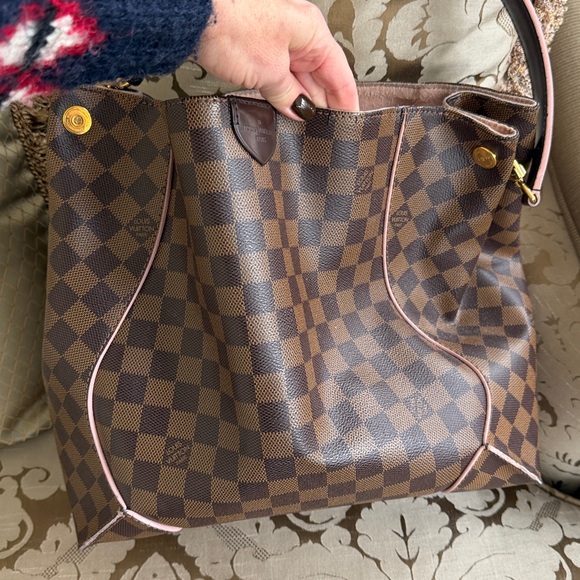 Caissa - Picture 12 of 16